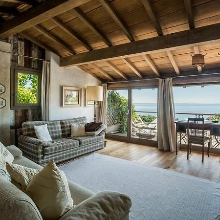 Betta - Newly Renovated Lake-View Terrace Apartment, Peaceful And Silent Surroundings トスコラーノ・マデルノ エクステリア 写真